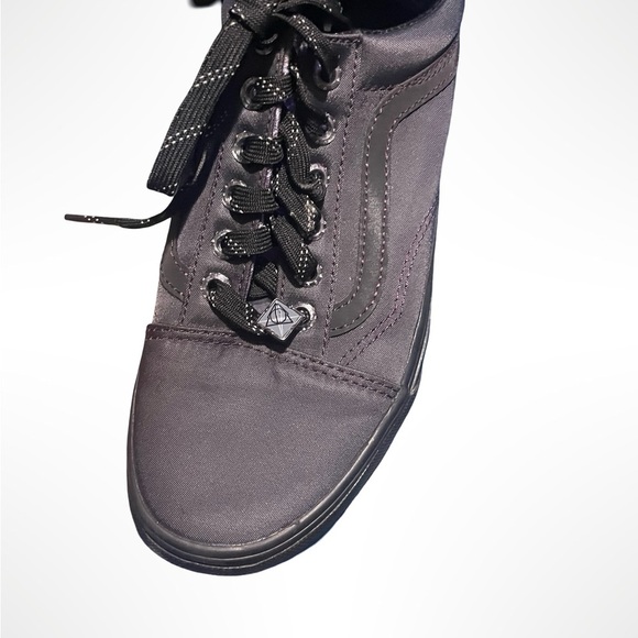 Vans Harry Potter, deathly hallows limited release women’s size 6 - Picture 3 of 9